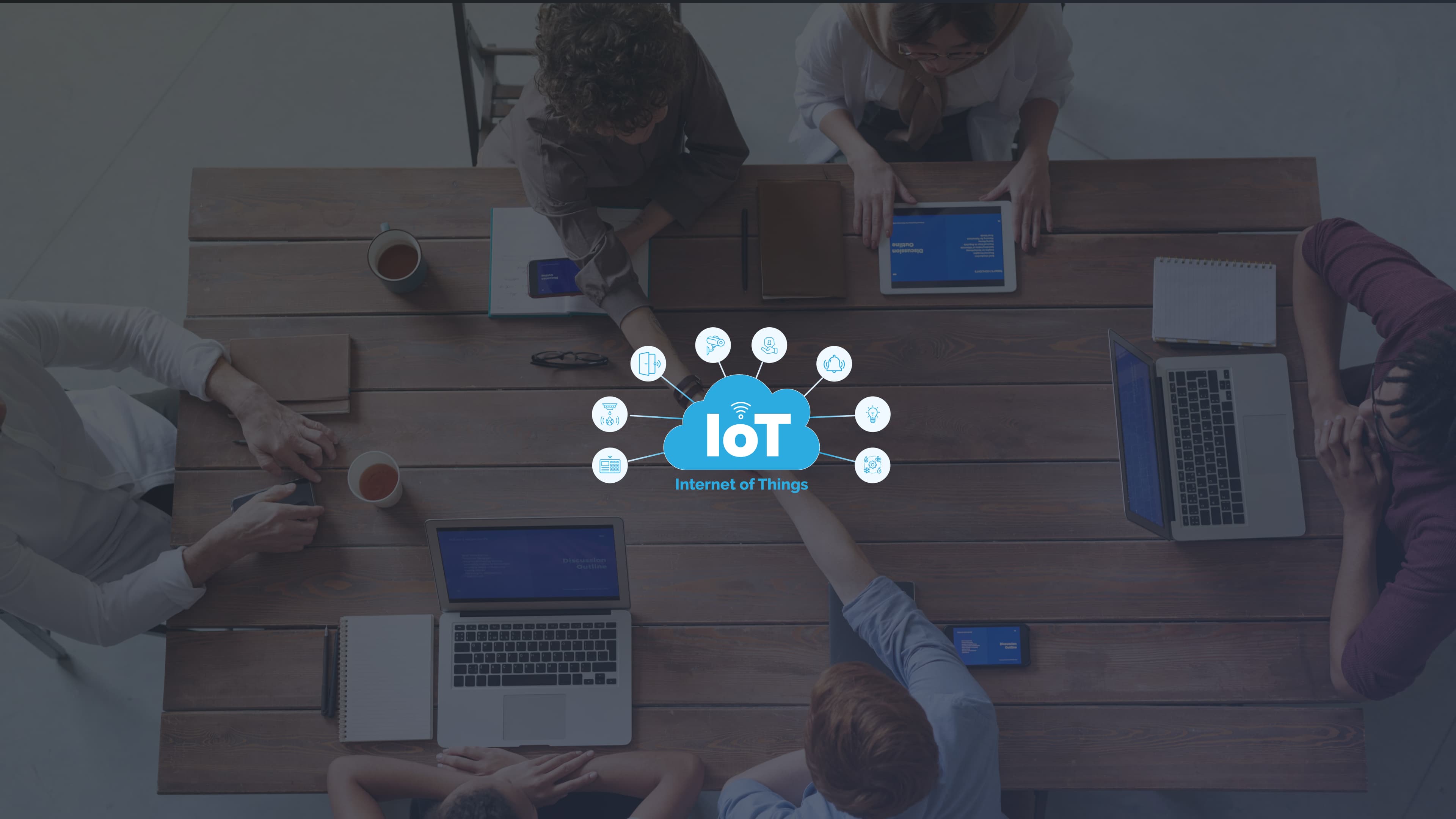 Empresas en México optimizando procesos con tecnología en 2025.